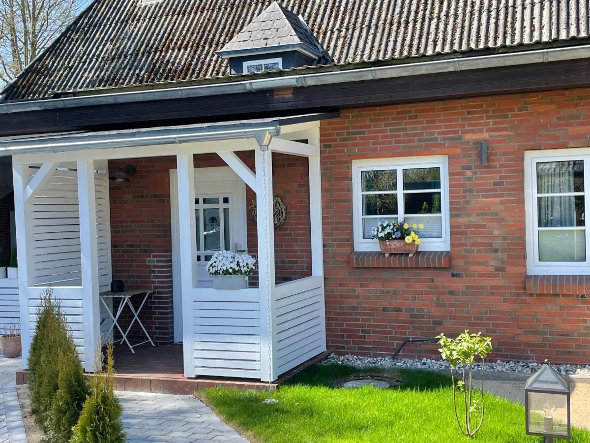 Friesen-Lodge Ferienwohnungen Breklum Exterior foto